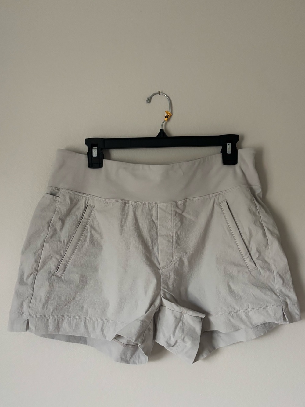 Athleta White Shorts | Trekkie North Short